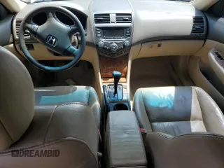 2003 Honda Accord EX z VIN 1HGCM66553A034197, wystawiony jako Copart lot #59805425 z przebiegiem 238 447 mil mil oraz Nie do naprawy • Non repairable. Historia ofert i sprzedaży dostępna na DreamBid. Obrazek 8.