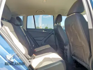 2017 Volkswagen Tiguan S с VIN WVGAV7AX2HW504340, выставлен на аукционе Copart как лот 54264525 с пробегом 78 565 миль миль и Списание • Salvage title. История ставок и продаж доступна на DreamBid. Изображение 11.