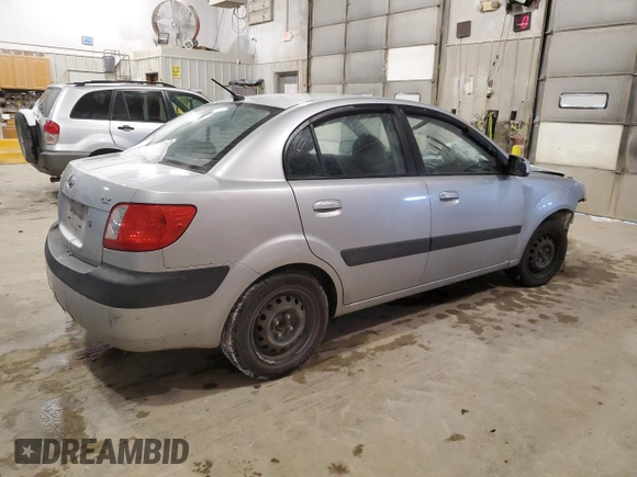 2008 Kia Rio LX with VIN KNADE123886386205, listed as a Copart auction lot 46245725 with Not Provided miles and Salvage Title. Bid and sale history available at DreamBid. Image 3.