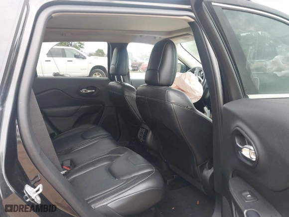 2014 Jeep Cherokee Limited with VIN 1C4PJMDS6EW241175, listed as a IAAI auction lot 41675245 with 126,381 mi miles. Bid and sale history available at carsss.com. Image 8.