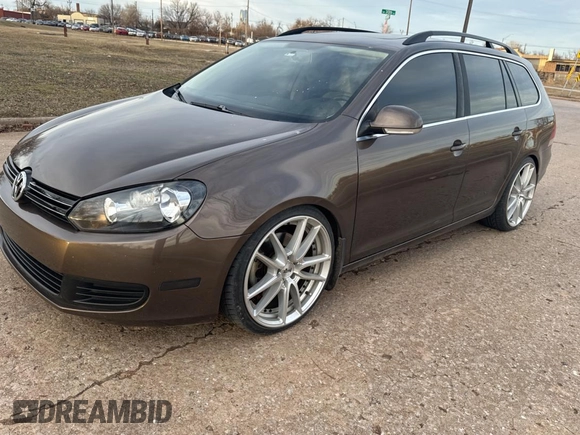 2014 Volkswagen Jetta SportWagen TDI w/Sunroof with VIN 3VWPL7AJ0EM615977, listed as a Copart auction lot 43859805 with 94,671 mi miles and Clean Title. Bid and sale history available at carsss.com. Image 2.