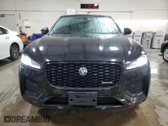 2024 Jaguar F-Pace R-Dynamic S with VIN SADCT2FU0RA722896, listed as a Copart auction lot 42986455 with 9,589 mi miles and Salvage Title. Bid and sale history available at DreamBid. Image 5.
