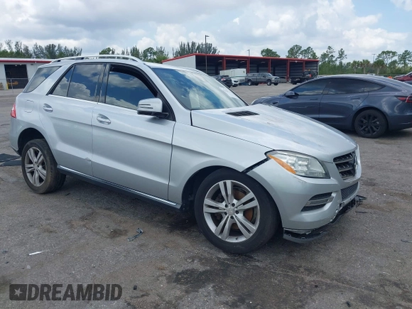 2013 Mercedes-Benz M 350 z VIN 4JGDA5JB8DA230487, wystawiony jako IAAI lot #42364123 z przebiegiem 165 708 mil mil oraz . Historia ofert i sprzedaży dostępna na DreamBid. Obrazek 1.