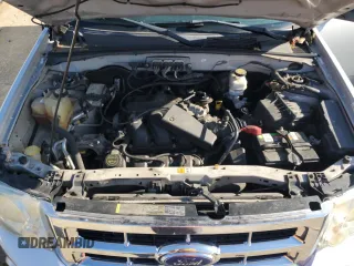 2008 Ford Escape XLT z VIN 1FMCU931X8KA91977, wystawiony jako Copart lot #57676725 z przebiegiem 119 460 mil mil oraz Nie do naprawy • Non repairable. Historia ofert i sprzedaży dostępna na DreamBid. Obrazek 12.