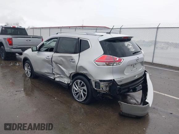 2015 Nissan Rogue SL with VIN 5N1AT2MV4FC898201, listed as a IAAI auction lot 41953663 with Not Provided miles. Bid and sale history available at carsss.com. Image 3.