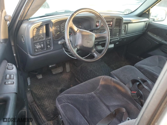 1999 GMC New Sierra 1500 SLE with VIN 1GTEC14T1XZ519751, listed as a Copart auction lot 88065465 with 195,547 mi miles and Salvage Title. Bid and sale history available at carsss.com. Image 8.