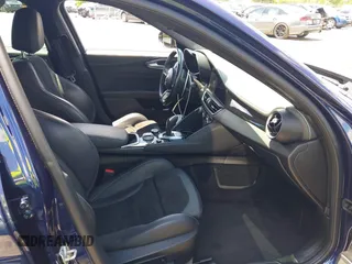 2020 Alfa Romeo Giulia Quadrifoglio with VIN ZARFAMEV7L7632532, listed as a IAAI auction lot 42191025 with 31,703 mi miles and . Bid and sale history available at DreamBid. Image 5.