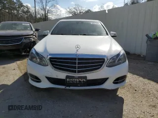 2016 Mercedes-Benz E 350 Luxury with VIN WDDHF8JB4GB240723, listed as a Copart auction lot 44570205 with 79,734 mi miles and Salvage Title. Bid and sale history available at DreamBid. Image 5.