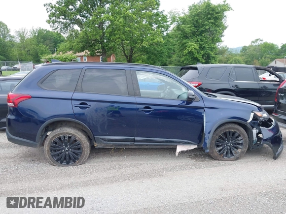 2020 Mitsubishi Outlander ES z VIN JA4AZ3A31LZ042840, wystawiony jako IAAI lot #42276774 z przebiegiem 88 513 mil mil oraz . Historia ofert i sprzedaży dostępna na DreamBid. Obrazek 13.