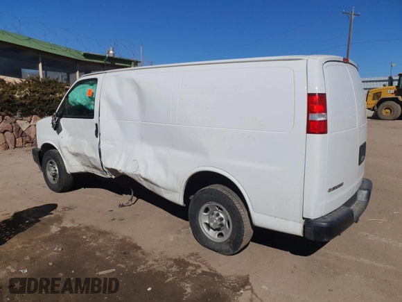 2017 Chevrolet Express Cargo Van with VIN 1GCWGAFG5H1243891, listed as a Copart auction lot 45595015 with 140,260 mi miles and Salvage Title. Bid and sale history available at carsss.com. Image 2.
