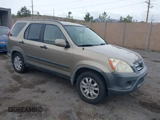 2005 Honda CR-V EX z VIN JHLRD788X5C045339, wystawiony jako IAAI lot #42266701 z przebiegiem 193 554 mil mil oraz . Historia ofert i sprzedaży dostępna na DreamBid. Obrazek 1.