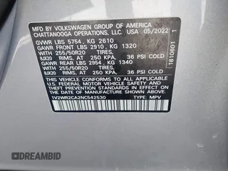 2022 Volkswagen Atlas SE with VIN 1V2WR2CA2NC542530, listed as a IAAI auction lot 41913358 with 37,977 mi miles and . Bid and sale history available at DreamBid. Image 9.