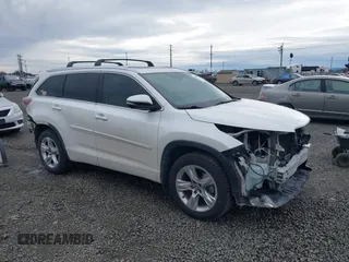 2016 Toyota Highlander Limited z VIN 5TDDKRFH3GS318134, wystawiony jako IAAI lot #41808497 z przebiegiem 148 727 mil mil oraz . Historia ofert i sprzedaży dostępna na DreamBid. Obrazek 1.