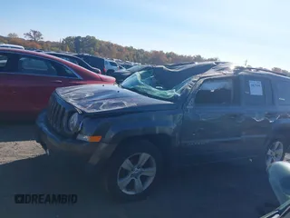 2016 Jeep Patriot High Altitude z VIN 1C4NJRFB9GD697039, wystawiony jako IAAI lot #40675896 z przebiegiem 69 545 mil mil oraz . Historia ofert i sprzedaży dostępna na DreamBid. Obrazek 15.