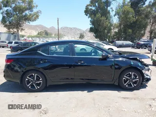 2024 Nissan Sentra SV z VIN 3N1AB8CV9RY271391, wystawiony jako IAAI lot #42506867 z przebiegiem 15 955 mil mil oraz . Historia ofert i sprzedaży dostępna na DreamBid. Obrazek 13.