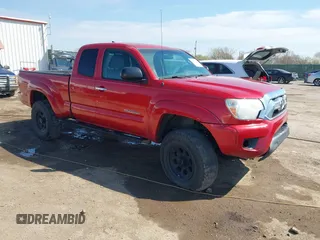 2014 Toyota Tacoma with VIN 5TFUU4EN7EX084785, listed as a IAAI auction lot 41879329 with 133,216 mi miles and . Bid and sale history available at DreamBid. Image 1.