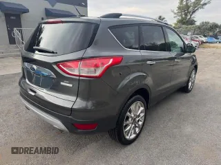 2016 Ford Escape SE with VIN 1FMCU0GX4GUC35892, listed as a Copart auction lot 88822335 with 55,768 mi miles and Non Repairable. Bid and sale history available at carsss.com. Image 3.