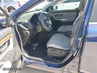 2017 Honda CR-V EX with VIN 7FARW1H58HE046642, listed as a IAAI auction lot 41874755 with 60,891 mi miles. Bid and sale history available at carsss.com. Image 5.