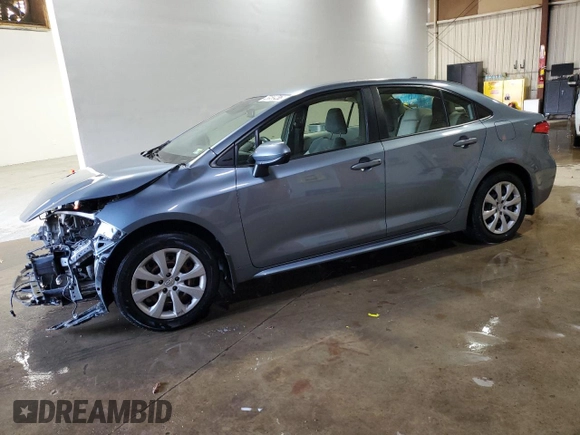 2020 Toyota Corolla LE with VIN JTDEPRAE6LJ041053, listed as a Copart auction lot 45939475 with 133,020 mi miles and Salvage Title. Bid and sale history available at carsss.com. Image 1.