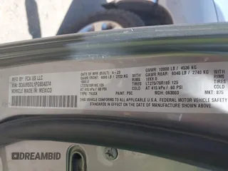 2023 Ram 2500 Big Horn z VIN 3C6UR5DL1PG654074, wystawiony jako IAAI lot #42255020 z przebiegiem 67 732 mil mil oraz . Historia ofert i sprzedaży dostępna na DreamBid. Obrazek 9.