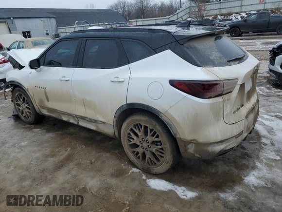 2024 Chevrolet Blazer RS z VIN 3GNKBKRS1RS189113, wystawiony jako Copart lot #86124214 z przebiegiem 8 645 mil mil oraz Czysty tytuł • Clean title. Historia ofert i sprzedaży dostępna na DreamBid. Obrazek 2.