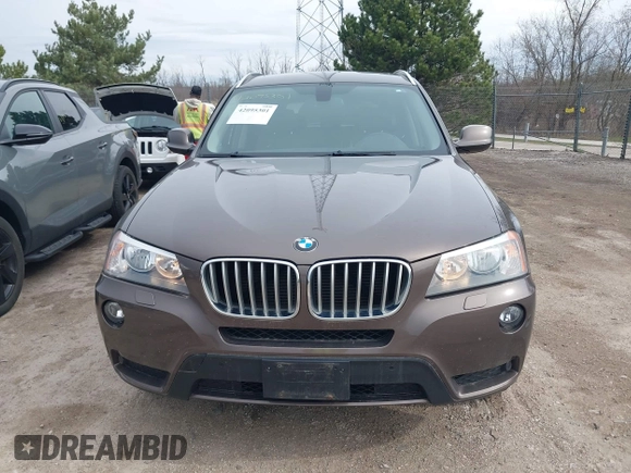 2014 BMW X3 xDrive28i with VIN 5UXWX9C54E0D39435, listed as a IAAI auction lot 42095301 with Not Provided miles and . Bid and sale history available at DreamBid. Image 11.
