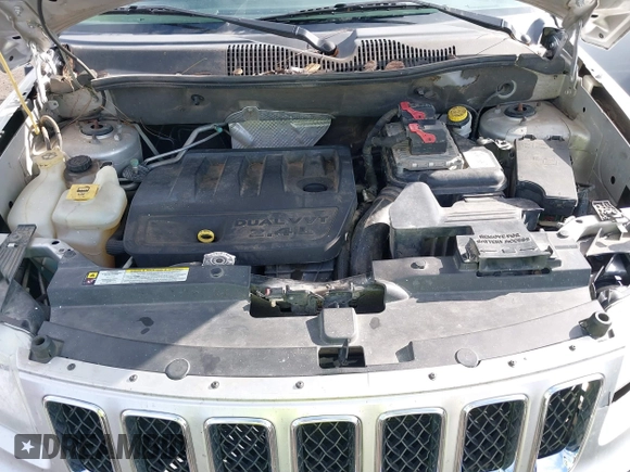 2011 Jeep Compass with VIN 1J4NT1FB4BD252724, listed as a IAAI auction lot 41247389 with 162,028 mi miles. Bid and sale history available at carsss.com. Image 10.