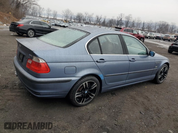 2001 BMW 3 Series 330i with VIN WBAAV53481JS91616, listed as a Copart auction lot 42105495 with 239,514 mi miles and Salvage Title. Bid and sale history available at carsss.com. Image 3.