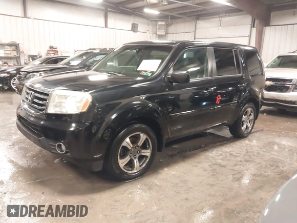 2012 Honda Pilot EX-L with VIN 5FNYF4H6XCB062545, listed as a IAAI auction lot 41226106 with 217,697 mi miles. Bid and sale history available at carsss.com. Image 2.