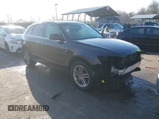 2016 Audi Q5 Premium Plus with VIN WA1D7AFPXGA042617, listed as a IAAI auction lot 41077195 with 161,239 mi miles. Bid and sale history available at carsss.com. Image 1.