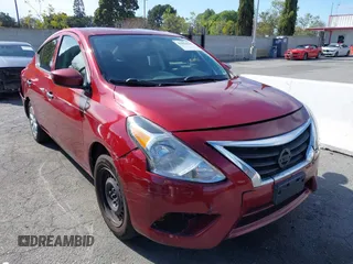 2016 Nissan Versa SV with VIN 3N1CN7APXGL907308, listed as a IAAI auction lot 41904841 with 147,184 mi miles. Bid and sale history available at carsss.com. Image 1.