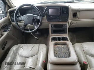 2006 Chevrolet Tahoe Z71 z VIN 1GNEK13Z16R106212, wystawiony jako Copart lot #56391985 z przebiegiem 323 418 mil mil oraz Szkoda całkowita • Salvage title. Historia ofert i sprzedaży dostępna na DreamBid. Obrazek 8.