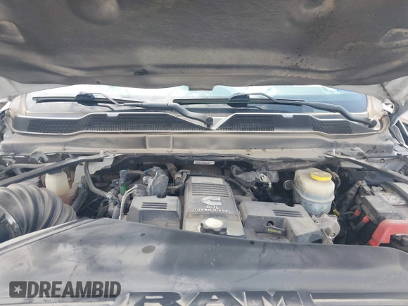 2020 Ram 2500 Tradesman z VIN 3C6UR4HL4LG266478, wystawiony jako IAAI lot #42508474 z przebiegiem 125 048 mil mil oraz . Historia ofert i sprzedaży dostępna na DreamBid. Obrazek 10.