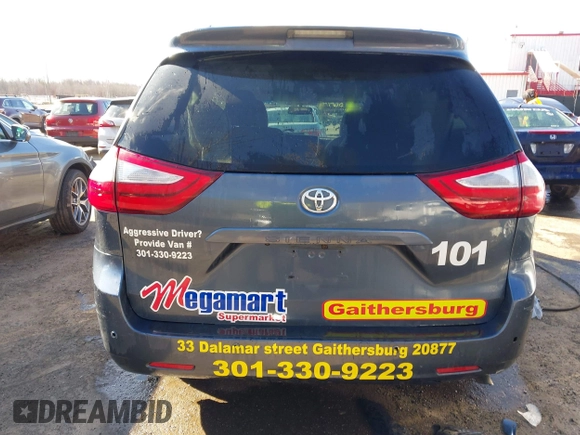 2017 Toyota Sienna XLE Auto Access Seat with VIN 5TDYZ3DCXHS792973, listed as a IAAI auction lot 41586449 with 113,125 mi miles and . Bid and sale history available at DreamBid. Image 17.