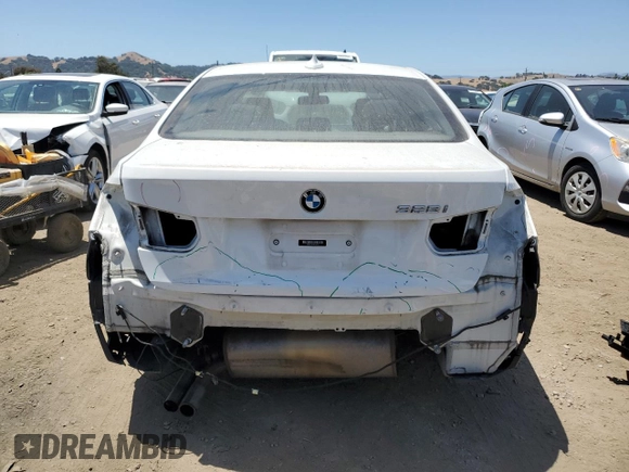 2012 BMW 3 Series 328i z VIN WBA3C1C52CF432699, wystawiony jako Copart lot #60540175 z przebiegiem 130 162 mil mil oraz Szkoda całkowita • Salvage title. Historia ofert i sprzedaży dostępna na DreamBid. Obrazek 6.
