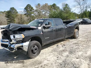 2022 Ram 3500 Tradesman z VIN 3C63RRGL2NG293403, wystawiony jako Copart lot #48171725 z przebiegiem 88 702 mil mil oraz Szkoda całkowita • Salvage title. Historia ofert i sprzedaży dostępna na DreamBid. Obrazek 1.