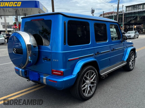 2022 Mercedes-Benz G 63 AMG z VIN W1NYC7HJ1NX437545, wystawiony jako Copart lot #66024305 z przebiegiem 9 650 mil mil oraz Czysty tytuł • Clean title. Historia ofert i sprzedaży dostępna na DreamBid. Obrazek 4.