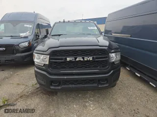 2022 Ram 3500 Chassis Cab Tradesman with VIN 3C7WRTCL9NG341605, listed as a Copart auction lot 64214294 with 84,818 mi miles and Non Repairable. Bid and sale history available at carsss.com. Image 5.