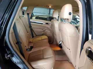2012 Porsche Cayenne S Hybrid z VIN WP1AE2A28CLA93269, wystawiony jako Copart lot #45205745 z przebiegiem 72 949 mil mil oraz Szkody całkowita. Historia ofert i sprzedaży dostępna na DreamBid. Obrazek 11.