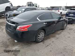 2015 Nissan Altima S z VIN 1N4AL3AP7FN884254, wystawiony jako IAAI lot #41390369 z przebiegiem 131 329 mil mil oraz . Historia ofert i sprzedaży dostępna na DreamBid. Obrazek 4.