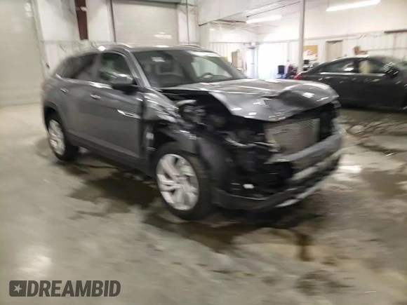 2021 Volkswagen Atlas SEL with VIN 1V2BE2CA1MC220695, listed as a Copart auction lot 55622425 with 48,636 mi miles and Salvage title. Bid and sale history available at DreamBid. Image 14.