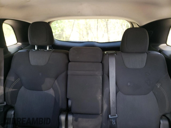 2015 Jeep Cherokee Latitude with VIN 1C4PJLCB9FW627800, listed as a Copart auction lot 56161195 with 213,821 mi miles and Clean Title. Bid and sale history available at DreamBid. Image 10.