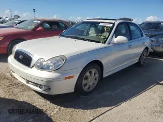 2002 Hyundai Sonata with VIN KMHWF25S82A665767, listed as a Copart auction lot 77455604 with 38,138 mi miles and Non Repairable. Bid and sale history available at carsss.com. Image 1.