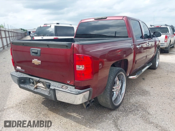 2009 Chevrolet Silverado 1500 LT with VIN 3GCEC23C89G108938, listed as a IAAI auction lot 42052075 with 189,957 mi miles. Bid and sale history available at carsss.com. Image 4.