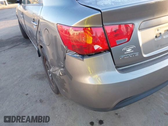 2012 Kia Forte EX with VIN KNAFU4A27C5643200, listed as a IAAI auction lot 41070850 with 187,573 mi miles. Bid and sale history available at carsss.com. Image 17.