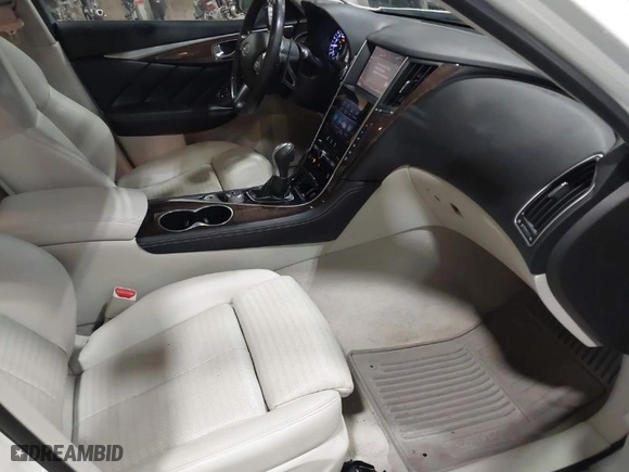 2015 Infiniti Q50 with VIN JN1BV7ARXFM409367, listed as a IAAI auction lot 41912056 with 126,382 mi miles. Bid and sale history available at carsss.com. Image 5.
