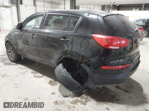 2015 Kia Sportage LX with VIN KNDPB3AC9F7722117, listed as a IAAI auction lot 41338352 with 209,969 mi miles and . Bid and sale history available at carsss.com. Image 3.