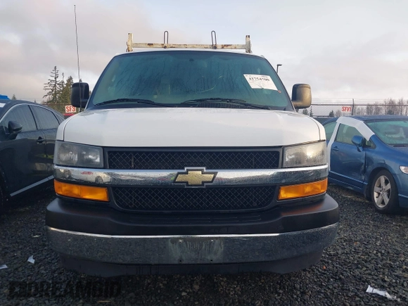 2018 Chevrolet Express Cargo Van with VIN 1GCWGAFG4J1904400, listed as a IAAI auction lot 41754700 with 119,196 mi miles. Bid and sale history available at carsss.com. Image 12.