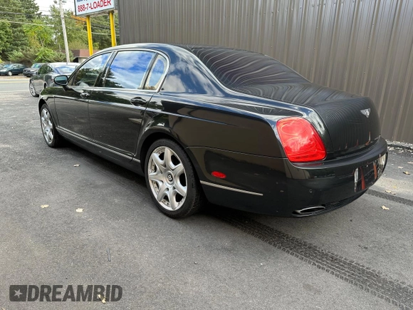 2008 Bentley Flying Spur with VIN SCBBR93W98C055885, listed as a Copart auction lot 76468944 with 81,286 mi miles and Clean Title. Bid and sale history available at DreamBid. Image 3.