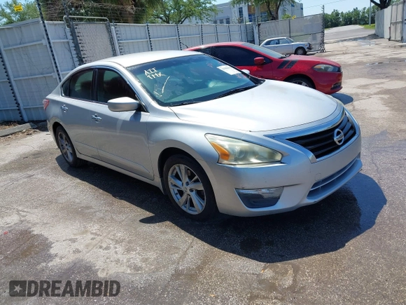 2013 Nissan Altima SV with VIN 1N4AL3AP9DC250808, listed as a IAAI auction lot 41980619 with 172,675 mi miles and . Bid and sale history available at carsss.com. Image 1.